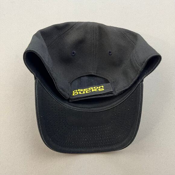 Nike University Of Oregon Hat Cap Strapback Black Swoosh Logo UO Ducks NCAA - Picture 5 of 9